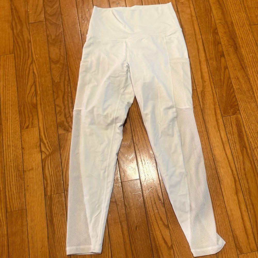 Aerie offline white mesh detail active leggings with side pockets size small
